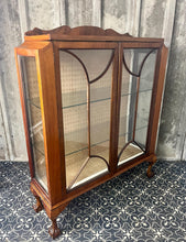 Load image into Gallery viewer, 1930’s Walnut Mahogany Antique Art Deco Cocktail Display Cabinet