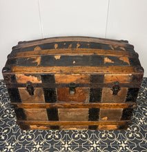 Load image into Gallery viewer, Antique Victorian 19th Century Dome Trunk, Steamer Sea Chest