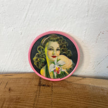 Load image into Gallery viewer, 3 Vintage Pin Up Compact Mirror, Movie Film Stars, Hollywood Actress, Art Deco Handbag Piece
