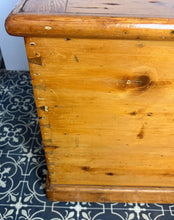 Load image into Gallery viewer, Antique 19th Century Large Victorian pine trunk Blanket box
