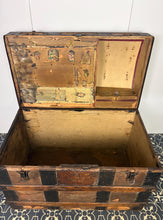 Load image into Gallery viewer, Antique Victorian 19th Century Dome Trunk, Steamer Sea Chest
