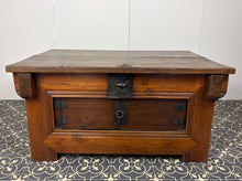 Load image into Gallery viewer, Antique Korean Ssal-Duiji ( Rice Chest ) Late 19th to Early 20th Century, Historical Asian Furniture, Table Trunk
