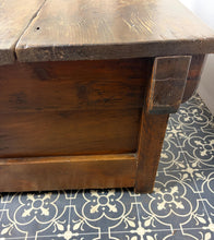Load image into Gallery viewer, Antique Korean Ssal-Duiji ( Rice Chest ) Late 19th to Early 20th Century, Historical Asian Furniture, Table Trunk
