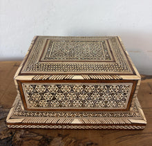 Load image into Gallery viewer, Vintage Middle Eastern Inlaid Wooden Cigarette Box – Mother of Pearl Mosaic

