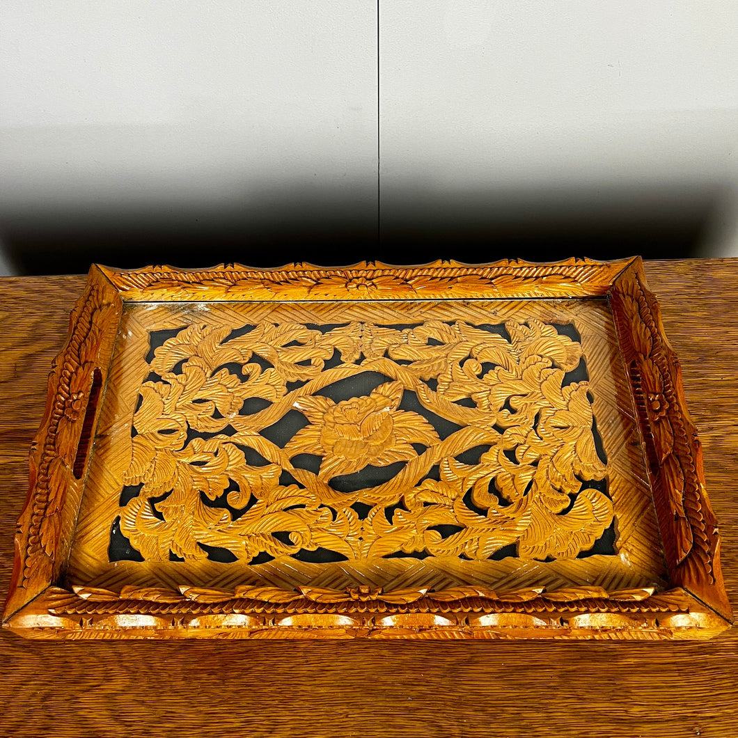 Beautiful mid-century heavily carved oak decorative tray with floral design, including flowers and a large rose. It has a craftsmanship finish with carved scrolls and an attractive finish around the borders on the edging.